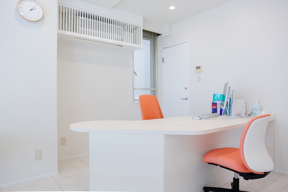 京都からすま御池まり心療内科